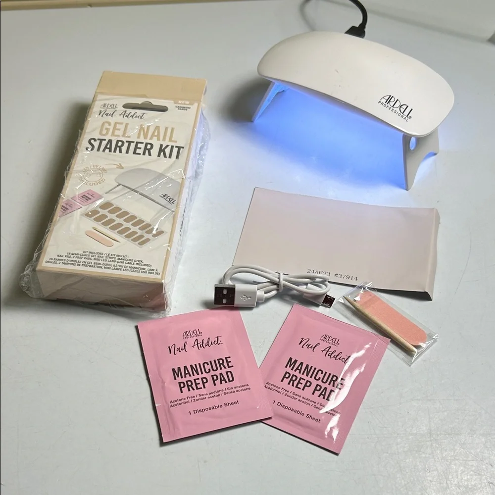 Nail Addict Gel Nail Starter Kit With LED UV Light